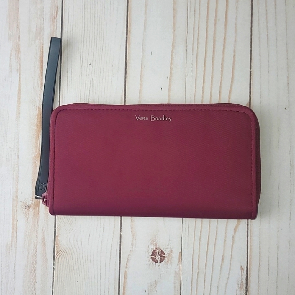Vera Bradley Midtown RFID Wristlet NWT